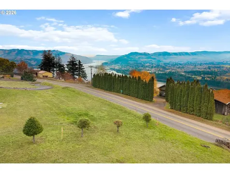 Crestview Lane Underwood WA 98651