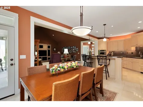 1805 N Ponderosa Street Canby OR 97013