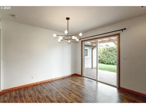 14075 SW Cherryhill Drive Beaverton OR 97008