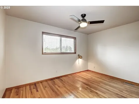 14075 SW Cherryhill Drive Beaverton OR 97008