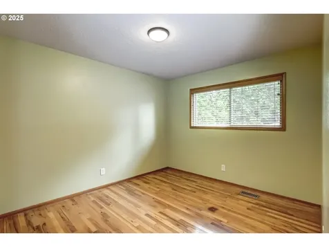 14075 SW Cherryhill Drive Beaverton OR 97008