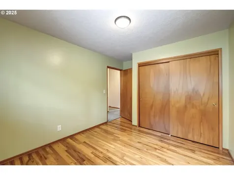 14075 SW Cherryhill Drive Beaverton OR 97008