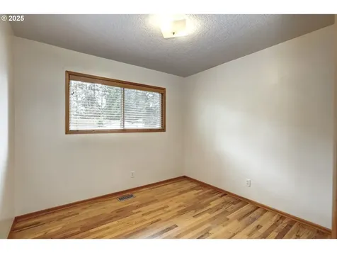 14075 SW Cherryhill Drive Beaverton OR 97008