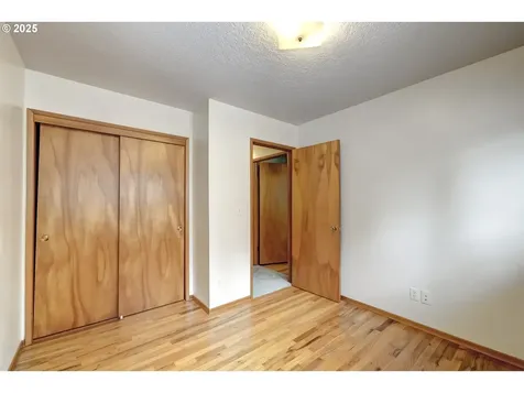 14075 SW Cherryhill Drive Beaverton OR 97008