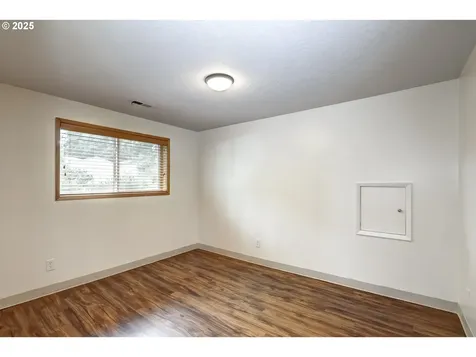 14075 SW Cherryhill Drive Beaverton OR 97008