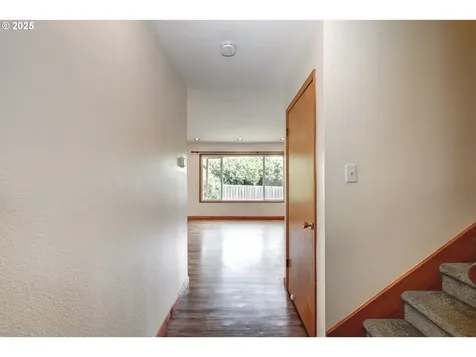 14075 SW Cherryhill Drive Beaverton OR 97008