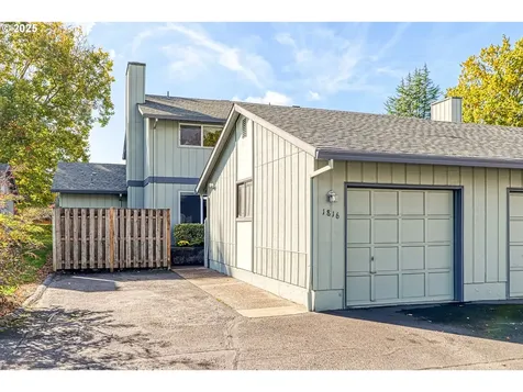 1816 SE Quail Circle Hillsboro OR 97123