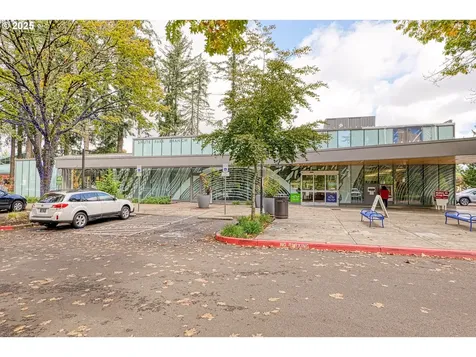 1816 SE Quail Circle Hillsboro OR 97123