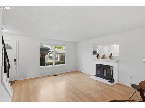 1816 SE Quail Circle Hillsboro OR 97123