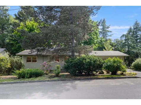 7530 SW Cherry Drive Portland OR 97223