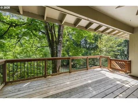 7530 SW Cherry Drive Portland OR 97223
