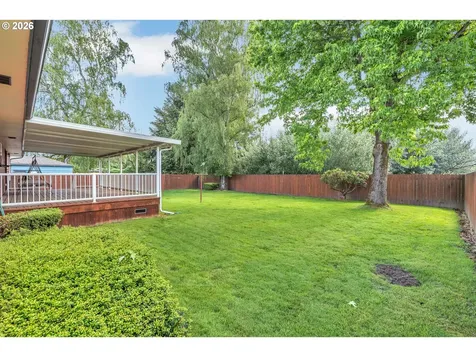 994 33rd Avenue Longview WA 98632