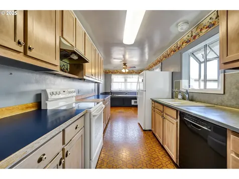 4150 Barger Drive Eugene OR 97402