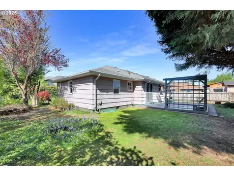 4150 Barger Drive Eugene OR 97402