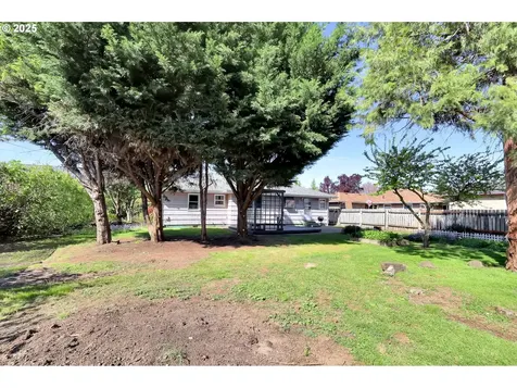 4150 Barger Drive Eugene OR 97402