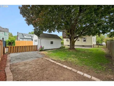 6532 N Knowles Avenue Portland OR 97217