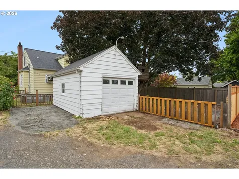6532 N Knowles Avenue Portland OR 97217