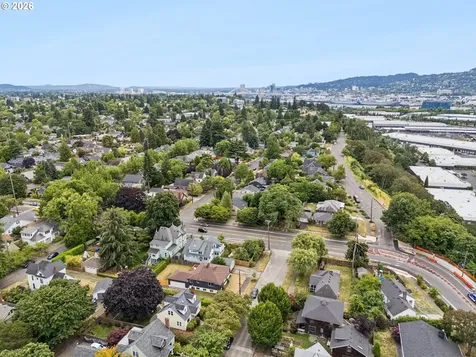 6532 N Knowles Avenue Portland OR 97217