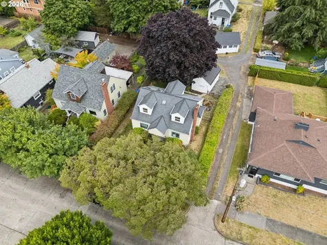 6532 N Knowles Avenue Portland OR 97217