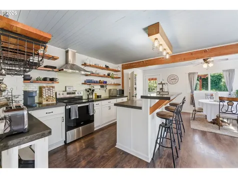 549 N Marple Street Coos Bay OR 97420