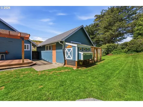 549 N Marple Street Coos Bay OR 97420