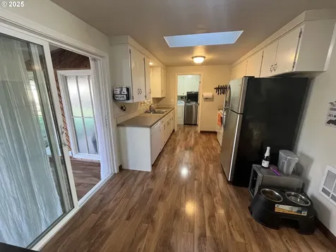 1578 S 4th Street Cottage Grove OR 97424
