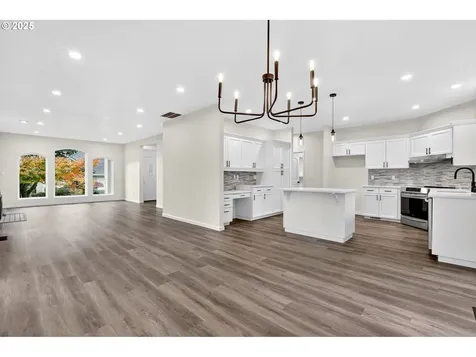 3209 SE Baypoint Drive Vancouver WA 98683