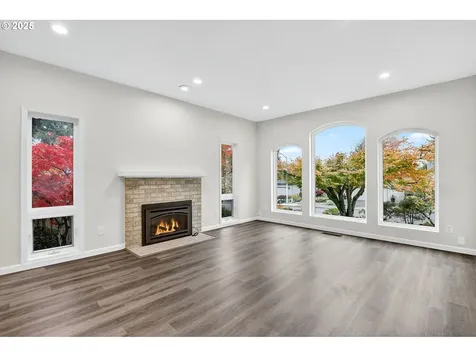 3209 SE Baypoint Drive Vancouver WA 98683