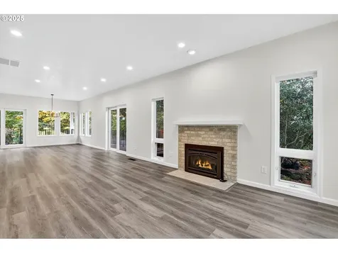 3209 SE Baypoint Drive Vancouver WA 98683