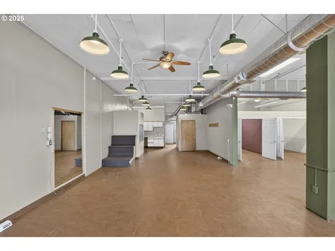 4232 NE Sandy Boulevard Portland OR 97213