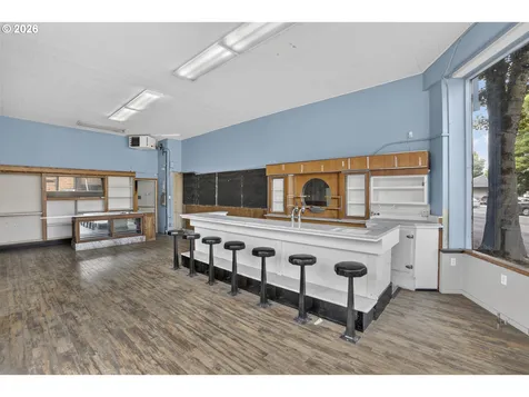 4232 NE Sandy Boulevard Portland OR 97213