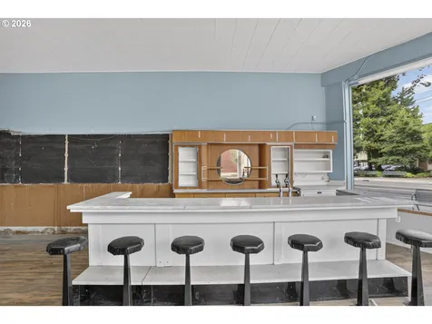 4232 NE Sandy Boulevard Portland OR 97213