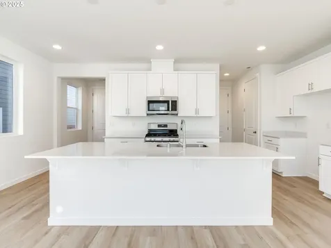 1011 NW 178th Way Ridgefield WA 98642