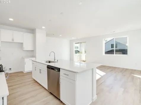 1011 NW 178th Way Ridgefield WA 98642