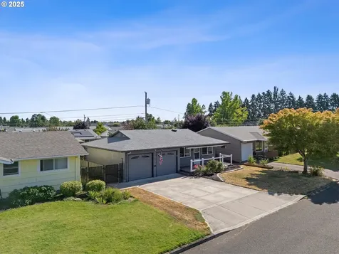 1355 Thompson Road Woodburn OR 97071