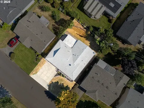 1355 Thompson Road Woodburn OR 97071