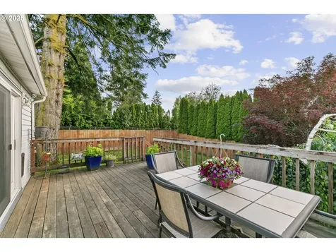 147 SE Hogan Road Gresham OR 97080