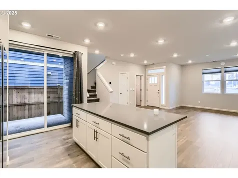 3927 SE 85th Avenue Hillsboro OR 97123