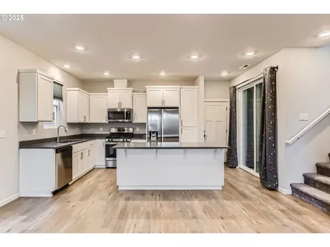 3927 SE 85th Avenue Hillsboro OR 97123
