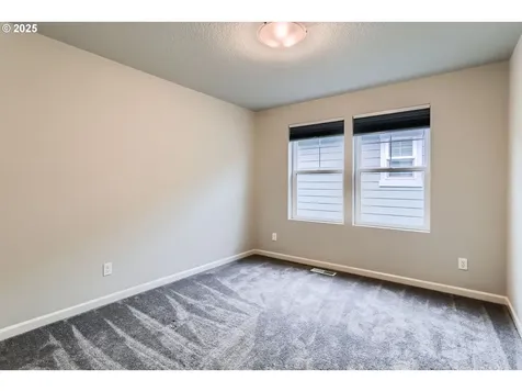 3927 SE 85th Avenue Hillsboro OR 97123