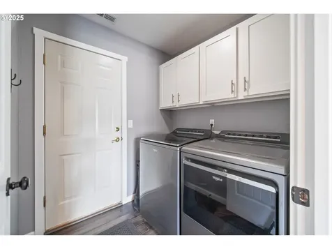 195 Bay Point Drive Castle Rock WA 98611