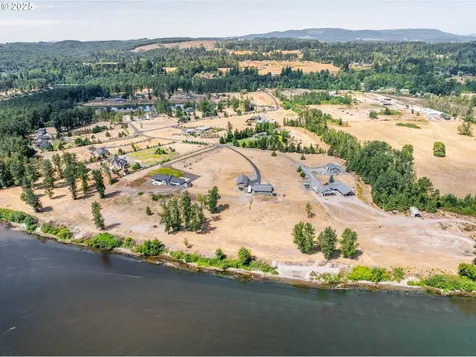 195 Bay Point Drive Castle Rock WA 98611