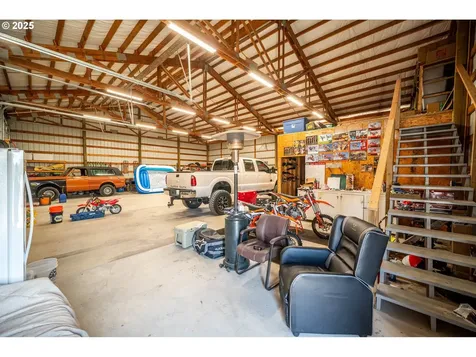 195 Bay Point Drive Castle Rock WA 98611