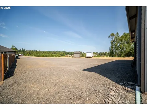 195 Bay Point Drive Castle Rock WA 98611