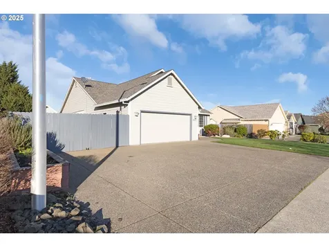 2657 Greyfox Drive Sutherlin OR 97479