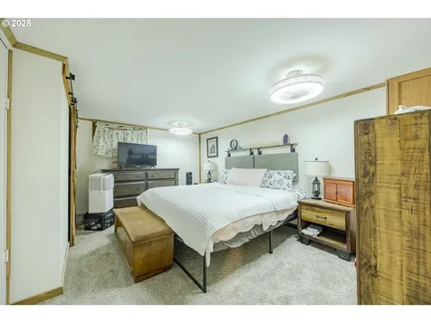 648 W 8th Avenue Eugene OR 97402