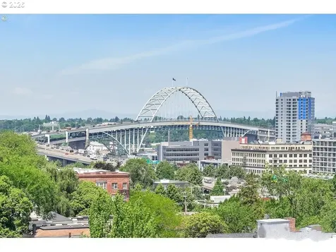 1926 W Burnside Street Portland OR 97209