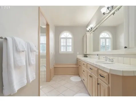 84453 Murdock Road Eugene OR 97405