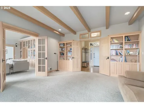 84453 Murdock Road Eugene OR 97405