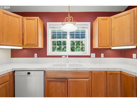 177 Quick Road Castle Rock WA 98611